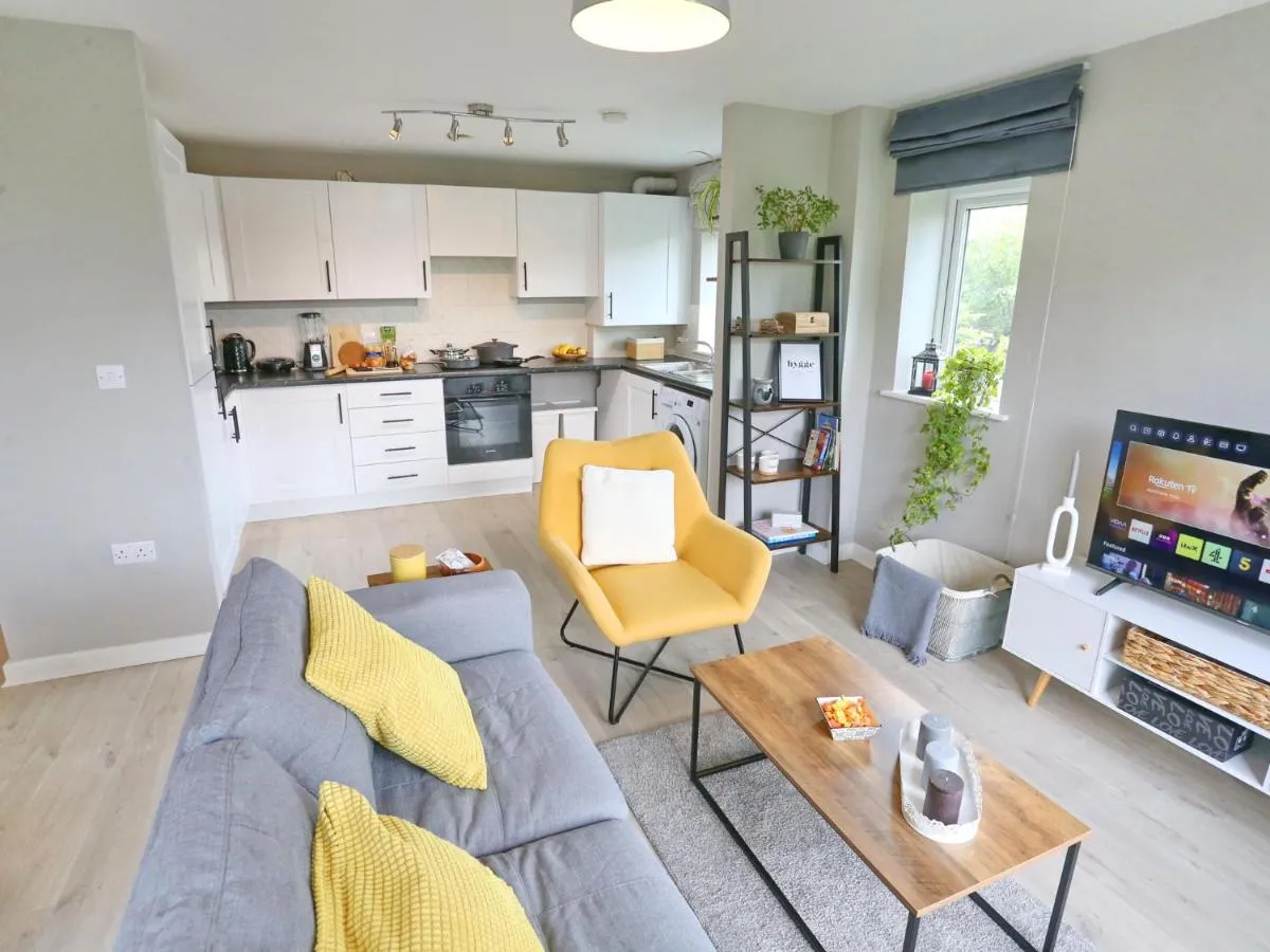 Image 1 of Pass the Keys Stylish Flat With Parking Close To Coop Arena
