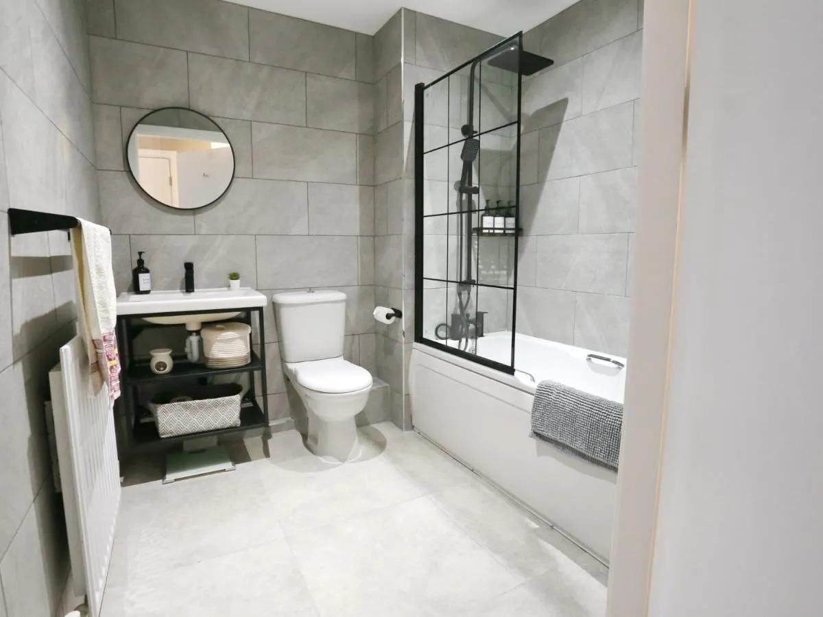 Image 5 of Pass the Keys Stylish Flat With Parking Close To Coop Arena