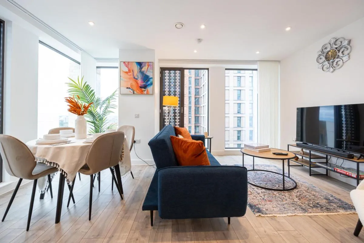 Image 4 of Pet friendly 2BR near station by Asquare Letting