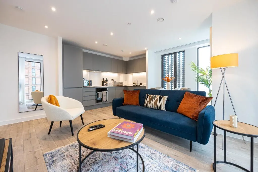 Image of Pet friendly 2BR near station by Asquare Letting