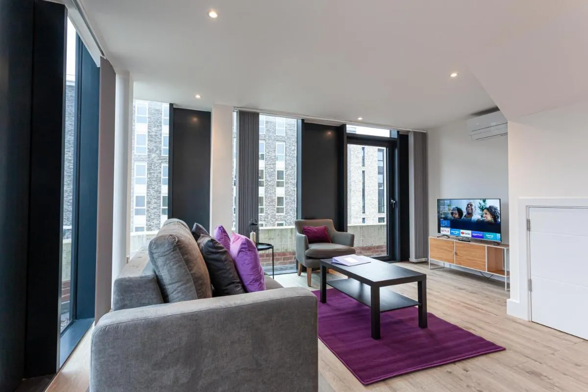 Image 1 of Pillo Rooms Serviced Apartments – Manchester
