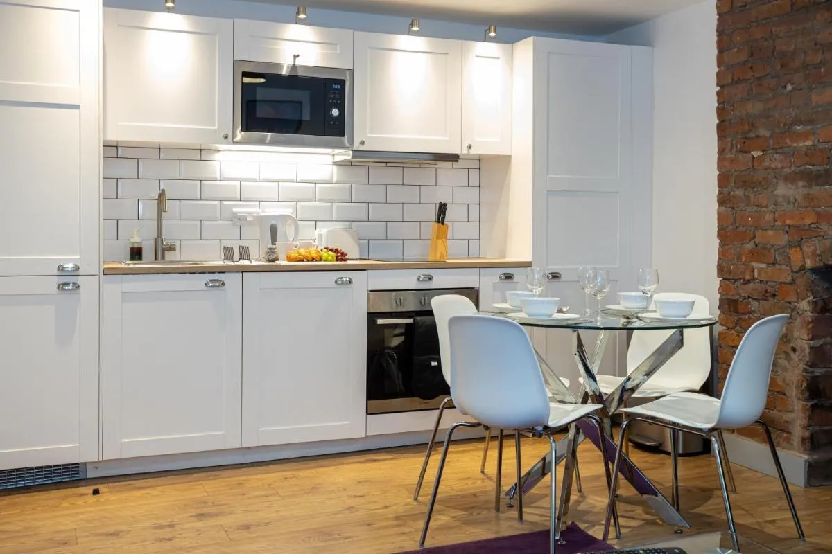 Image 3 of Pillo Rooms Serviced Apartments – Salford