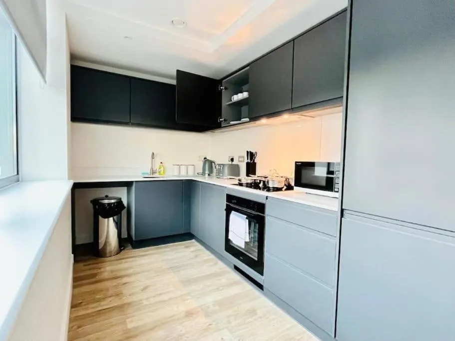 Image of Prime Central-Luxury 1BR Apartment-Free Parking-Fast Wi-Fi