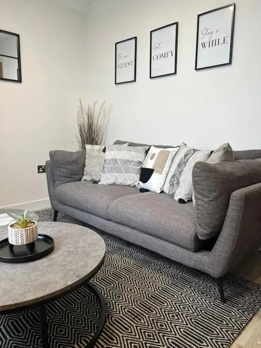 Image 3 of Prime Suite 2 Bedroom Apartment with Rooftop Terrace