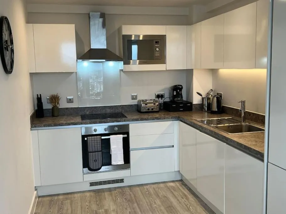 Image of Prime Suite 2 Bedroom Apartment with Rooftop Terrace