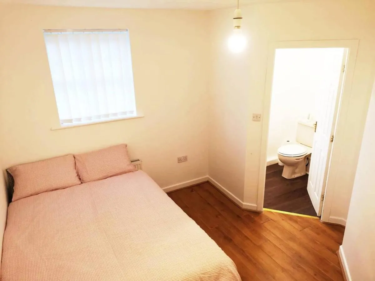 Image 4 of Quiet residential area within easy reach to town
