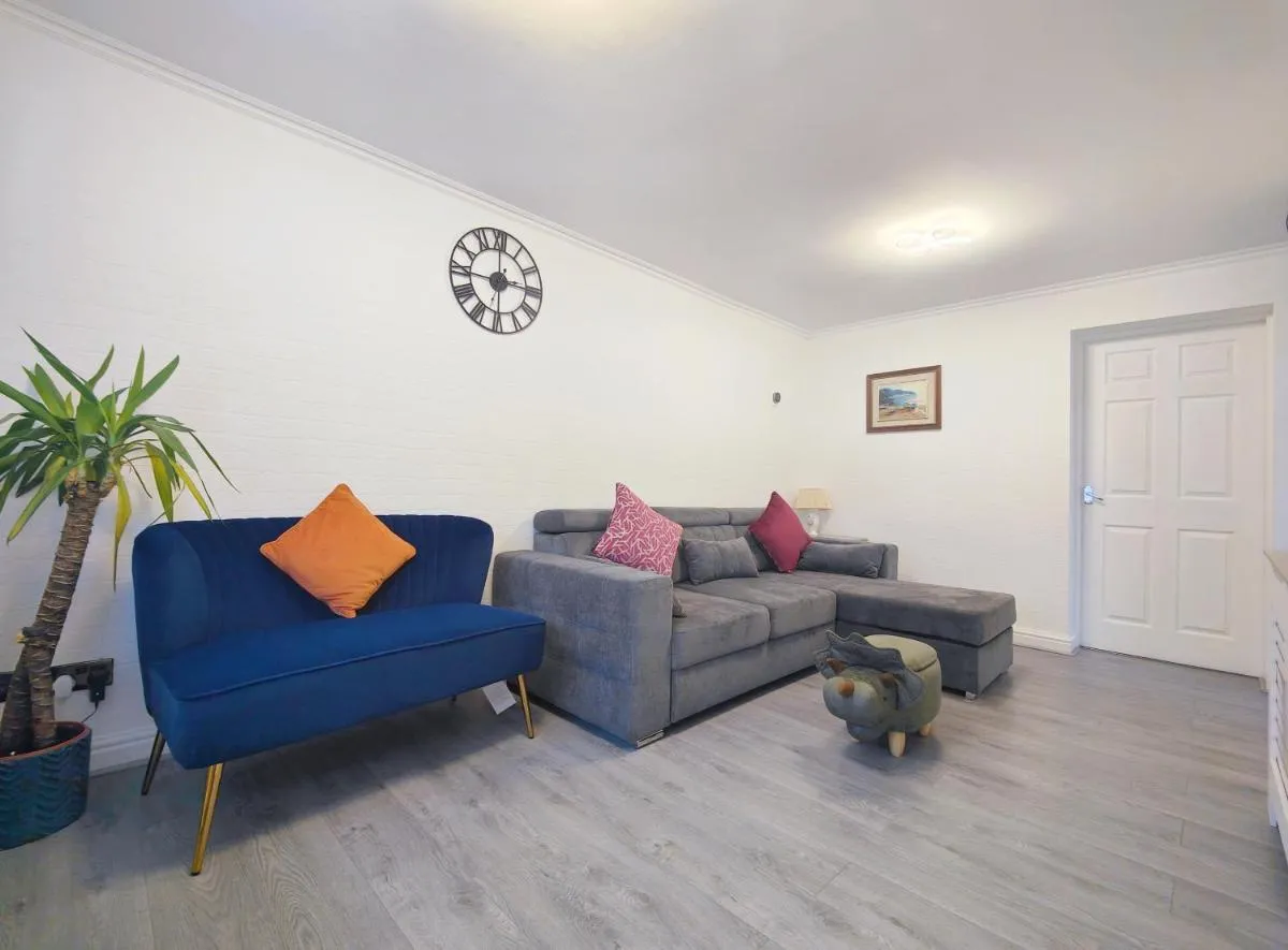 Image 5 of Regent House – Modern Holiday Home 10 Minutes to Manchester City Centre With Free Parking