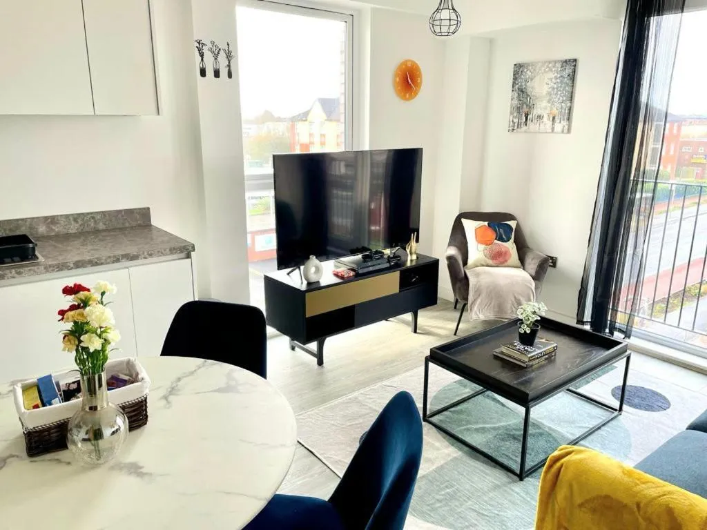 Image of Relaxing 1-Bed Flat in Salford with Street Parking