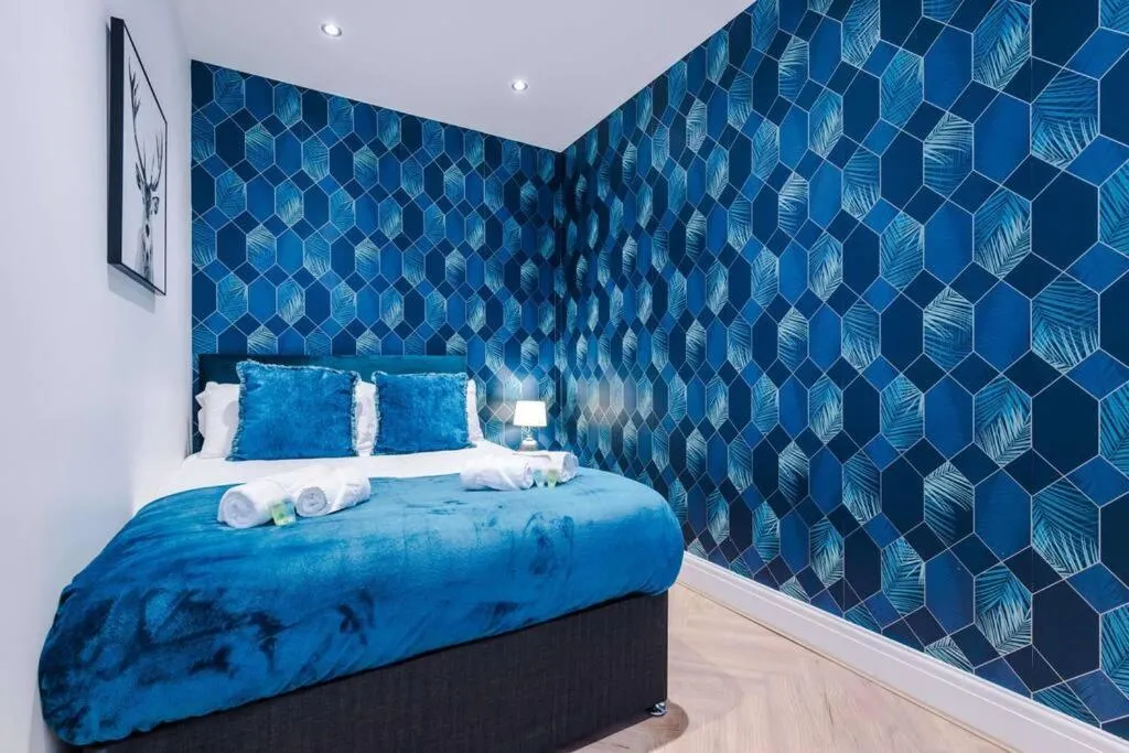 Image 5 of Rest&Recharge at a Luxury Retreat in Manchester – Sleeps 11, 5 Bedrooms, 3 Bathrooms, Free Parking