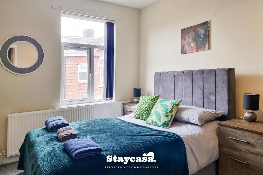 Image of Rustic Ebony Suite With Free Parking