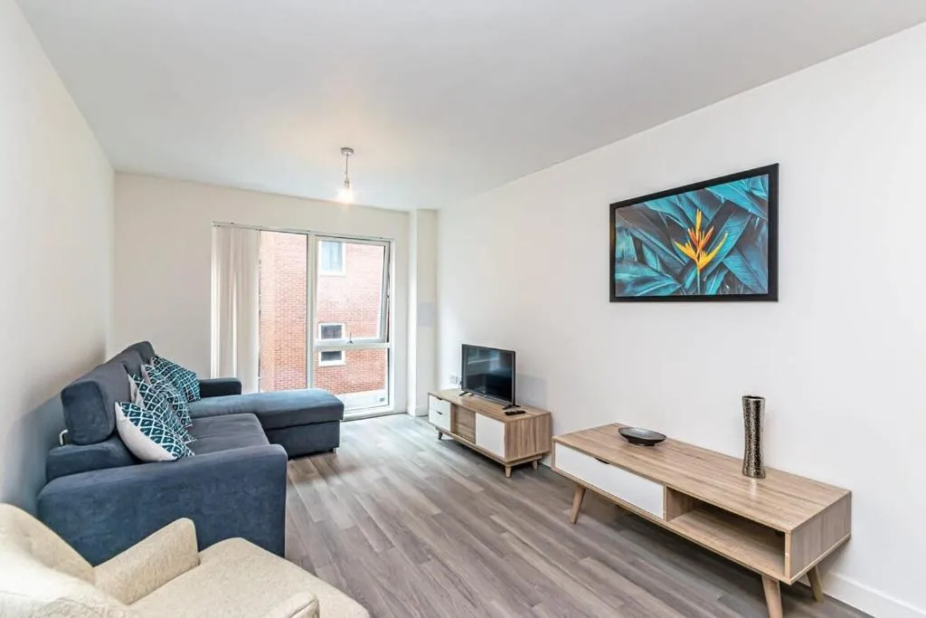 Image of Spacious Central Manchester 2 Bed Apartment