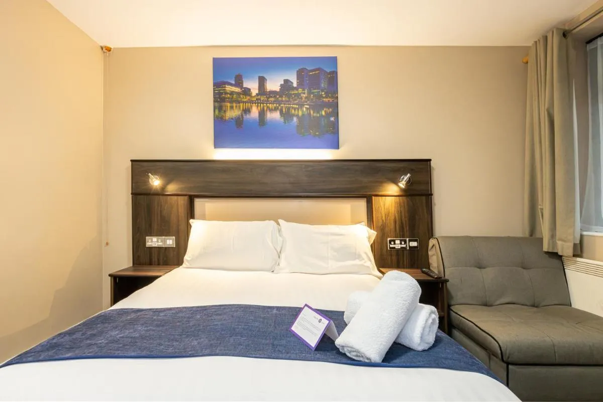 Image 2 of Stay Inn Manchester