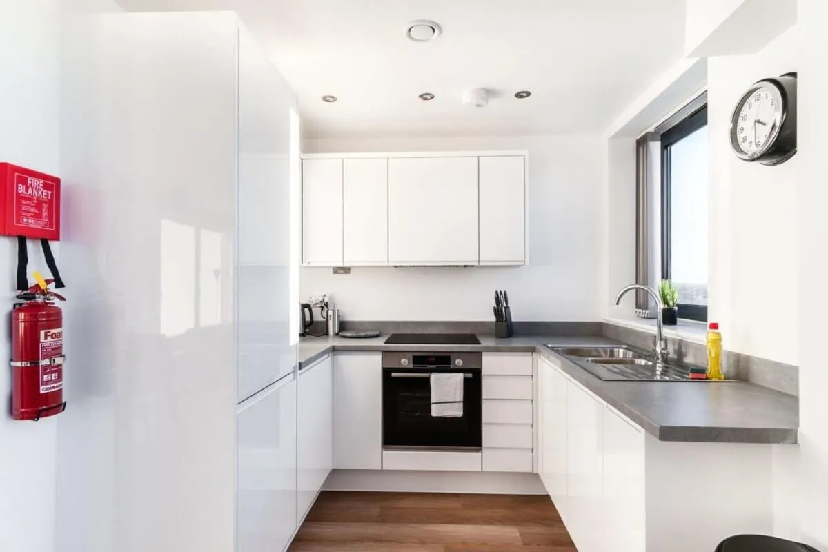 Image 2 of StayZeni, Alexandra Rise Manchester 2 Bed Flat