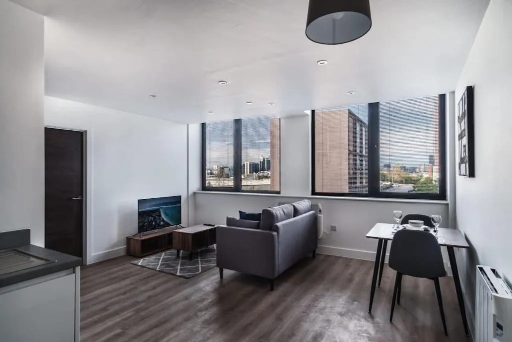 Image of Stay Zeni, Alexandra Rise Manchester Fab 1 Bed
