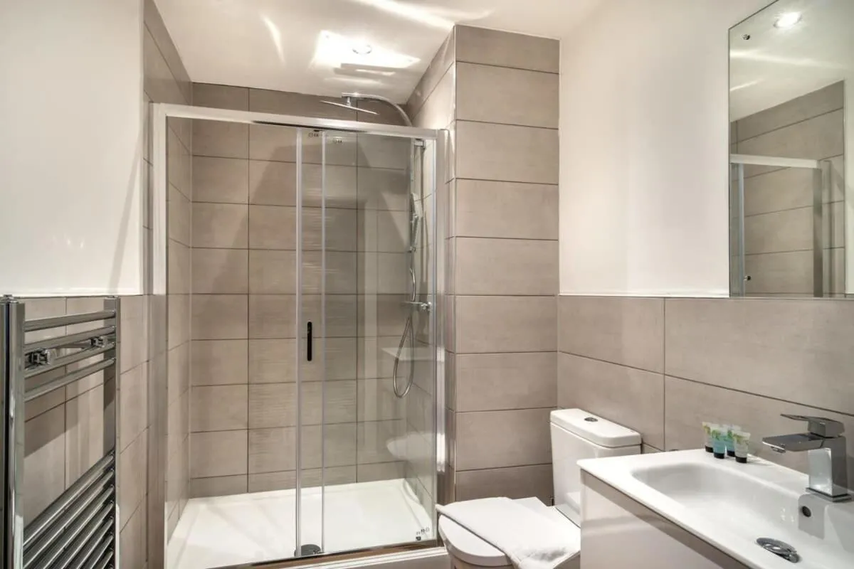 Image 3 of StayZeni, Alexandra Rise Manchester Neat 1BR Flat