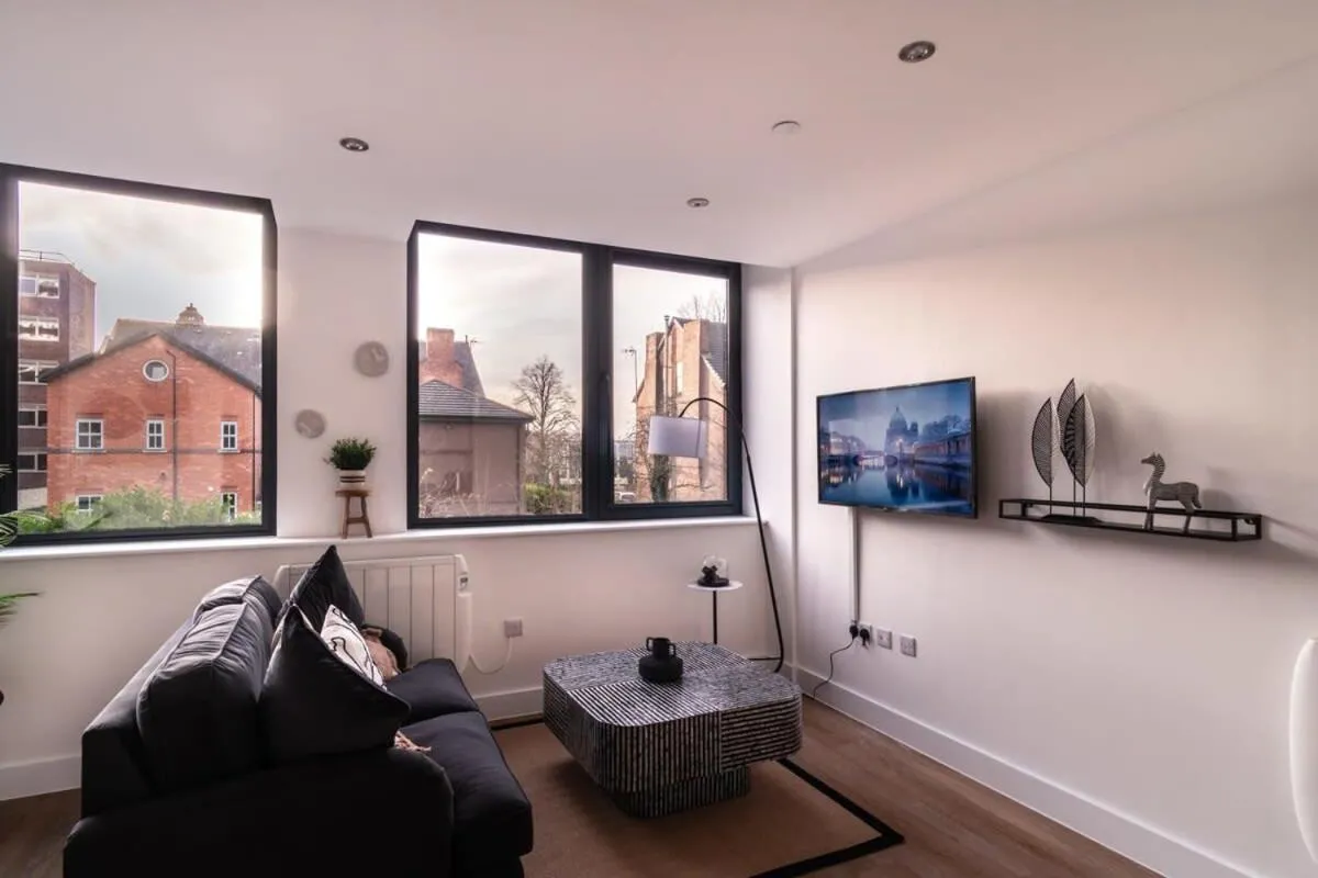 Image 5 of StayZeni, Alexandra Rise Manchester Sleek 1 Bed