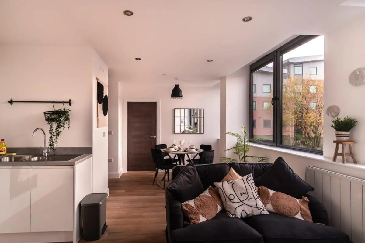 Image 6 of StayZeni, Alexandra Rise Manchester Sleek 1 Bed