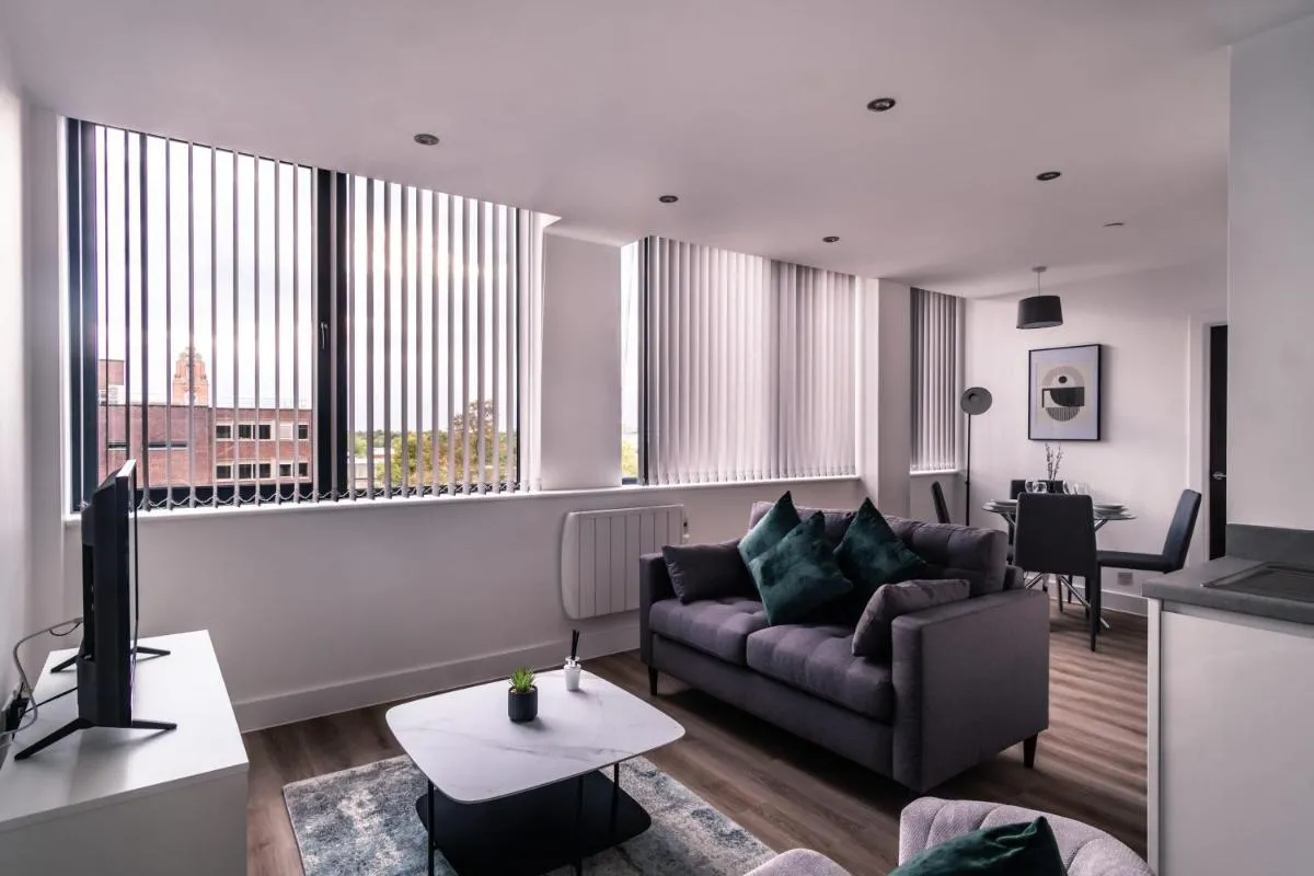 Image 1 of Stay Zeni, Alexandra Rise Manchester Slick 1 Bed