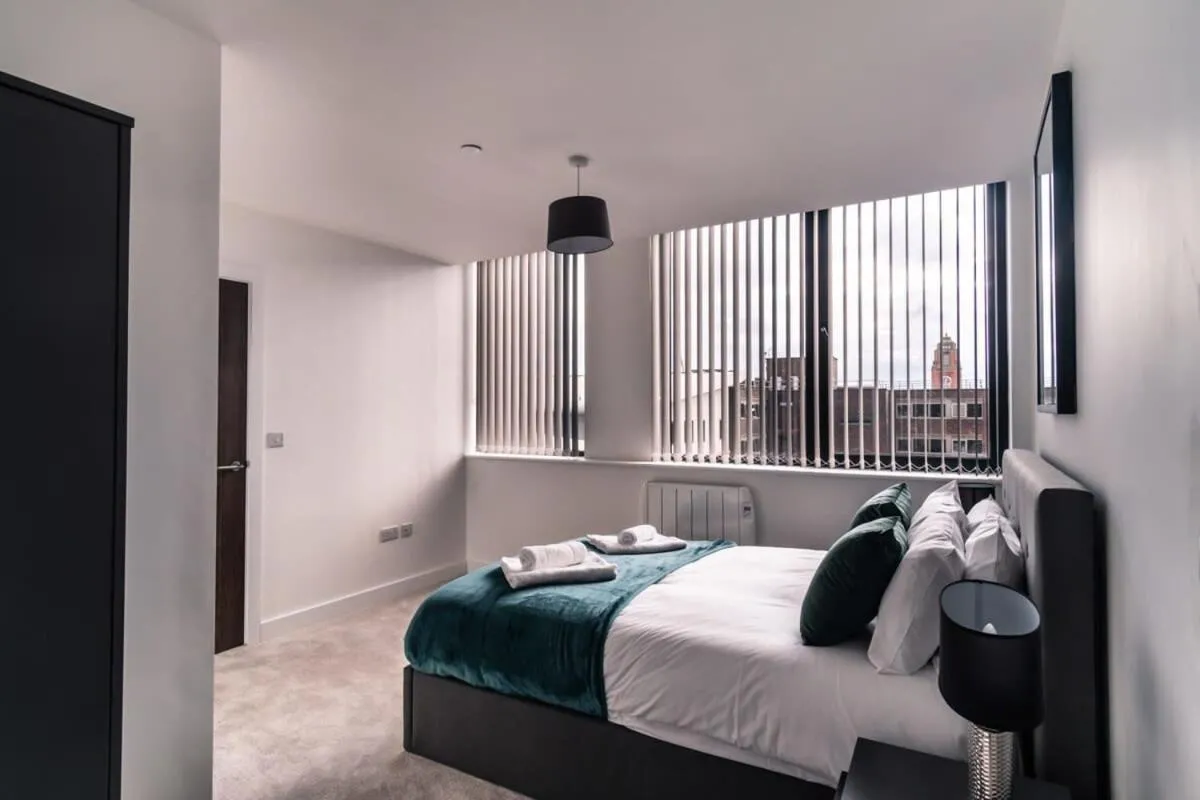 Image 3 of Stay Zeni, Alexandra Rise Manchester Slick 1 Bed