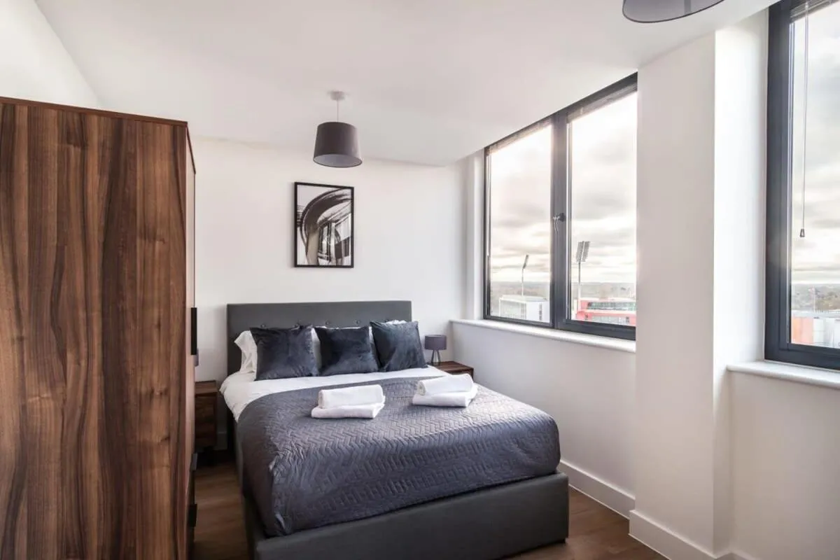 Image 2 of StayZeni, Alexandra Rise Manchester Studio