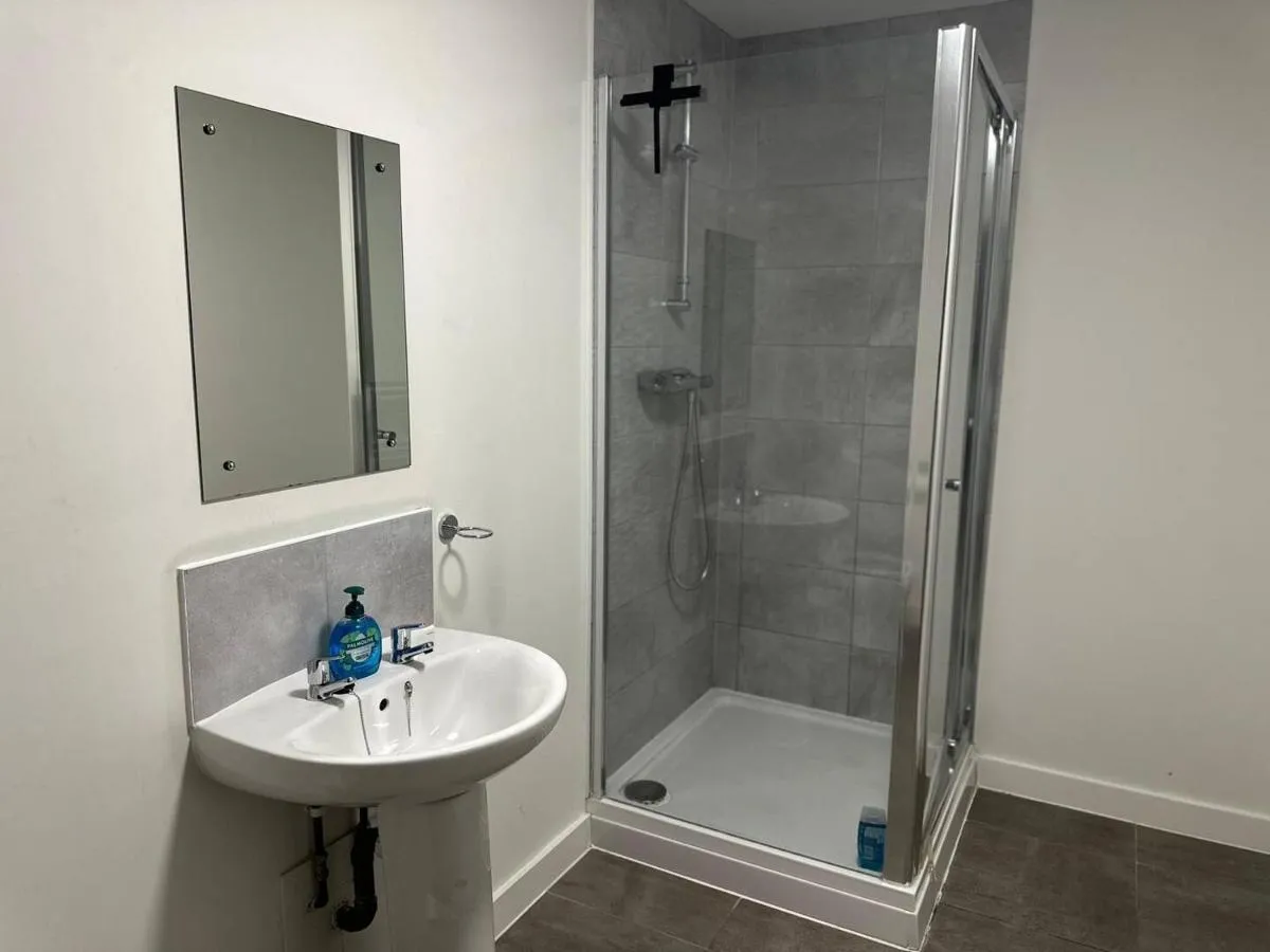 Image 4 of Stunning 2br In Central River Irwell Views