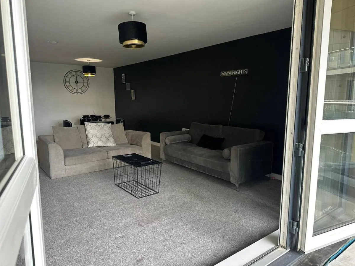 Image 6 of Stunning 2br In Central River Irwell Views