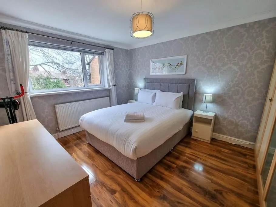 Image of Stunning Family home close to the city centre