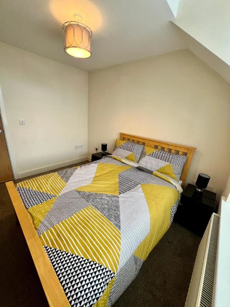 Image 4 of Stunning Modern 2 Bedroom Apartment – Perfect Getaway