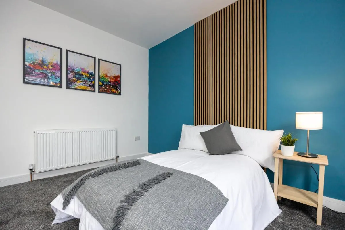 Image 2 of Stunning one bed apartment