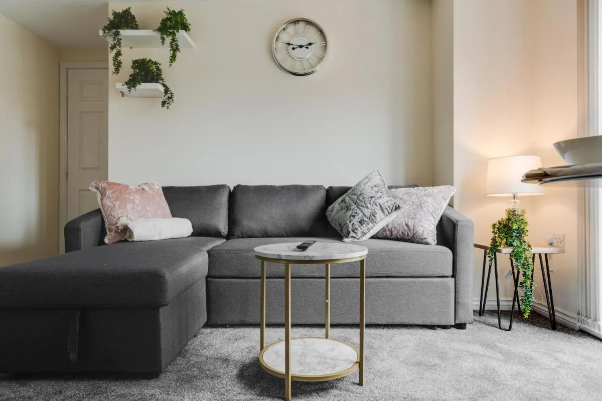 Image 1 of Stylish 2 Bed Manchester Flat