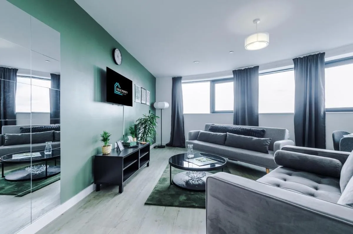 Image 1 of Stylish Apartment, Sleeps 6, Pool Table, Smart TVs, Parking available