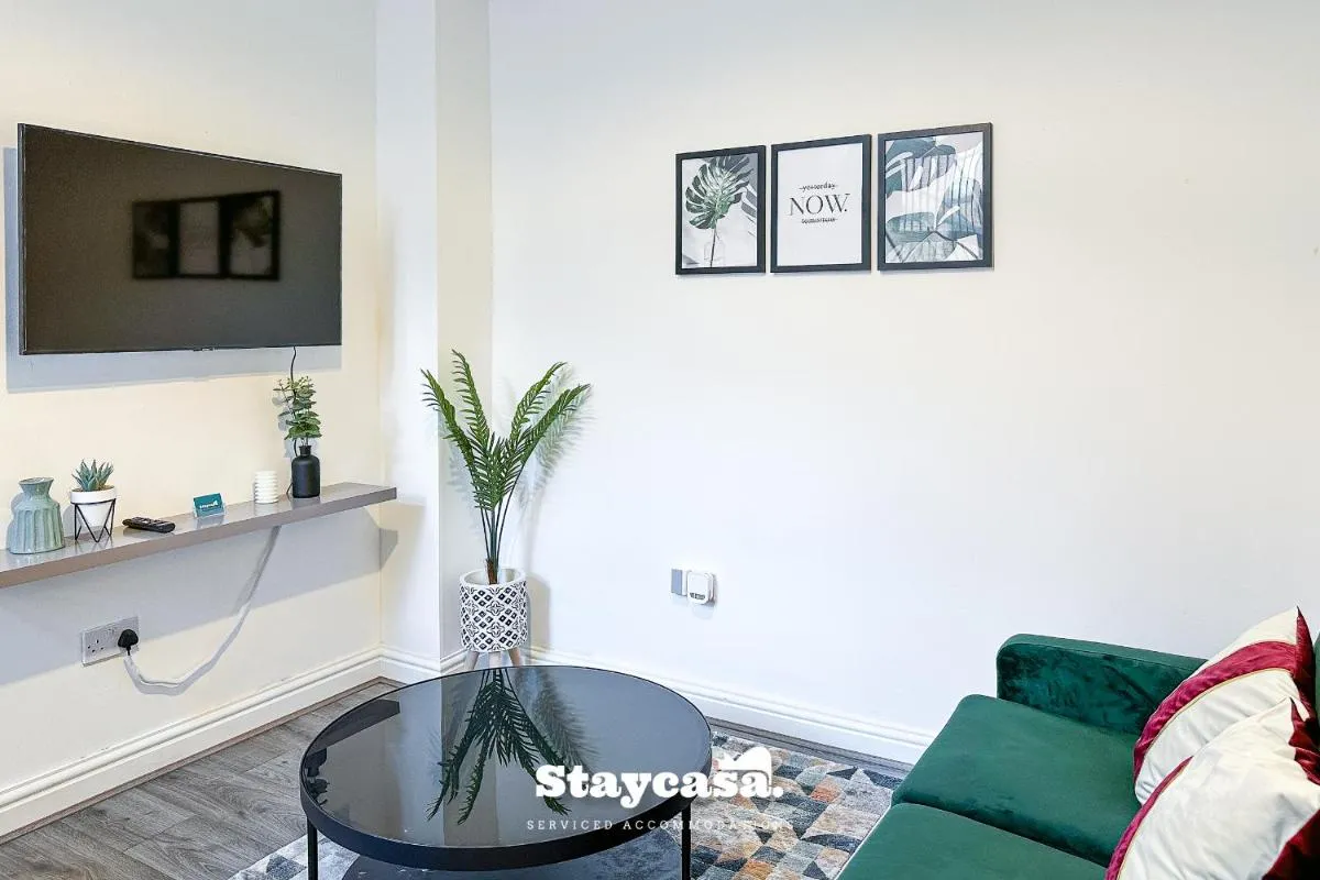 Image 1 of Stylish Ensuite Room – Superfast Wi-fi 250mbps