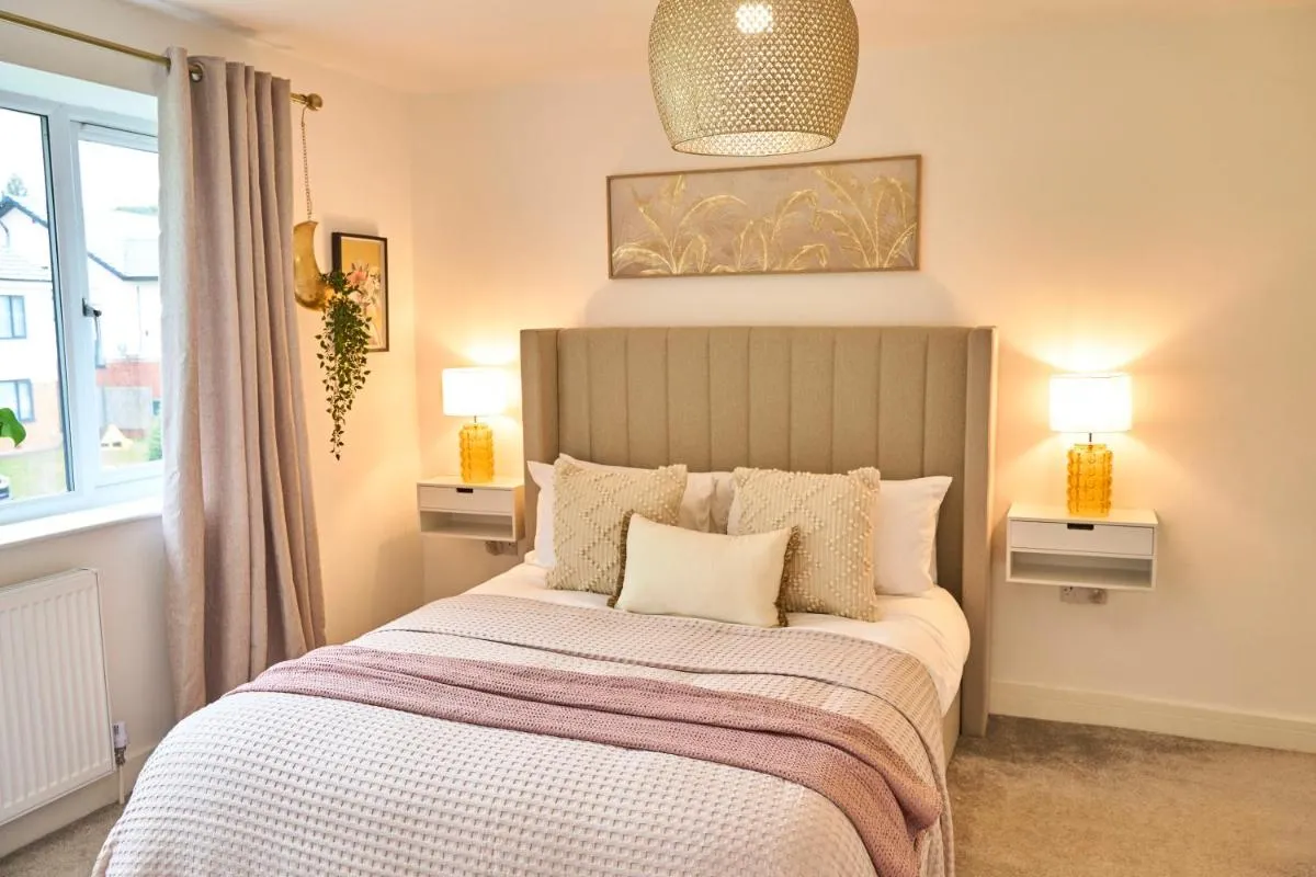 Image 1 of Stylish Event & Family Home for 12 in Manchester with Hot Tub