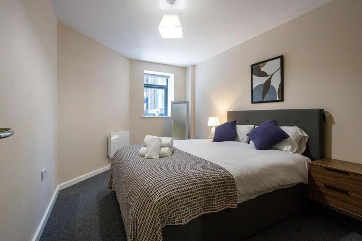 Image 3 of Stylish and Modern 1 Bedroom Apartment Manchester