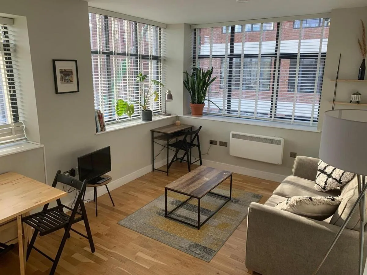 Image 2 of Stylish and cosy apartment Northern Quarter Ancoats