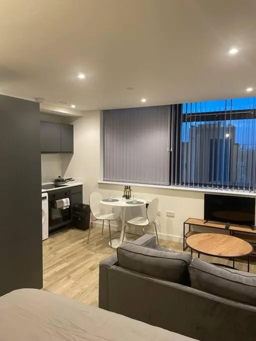 Image 5 of Stylish flat in Old Trafford