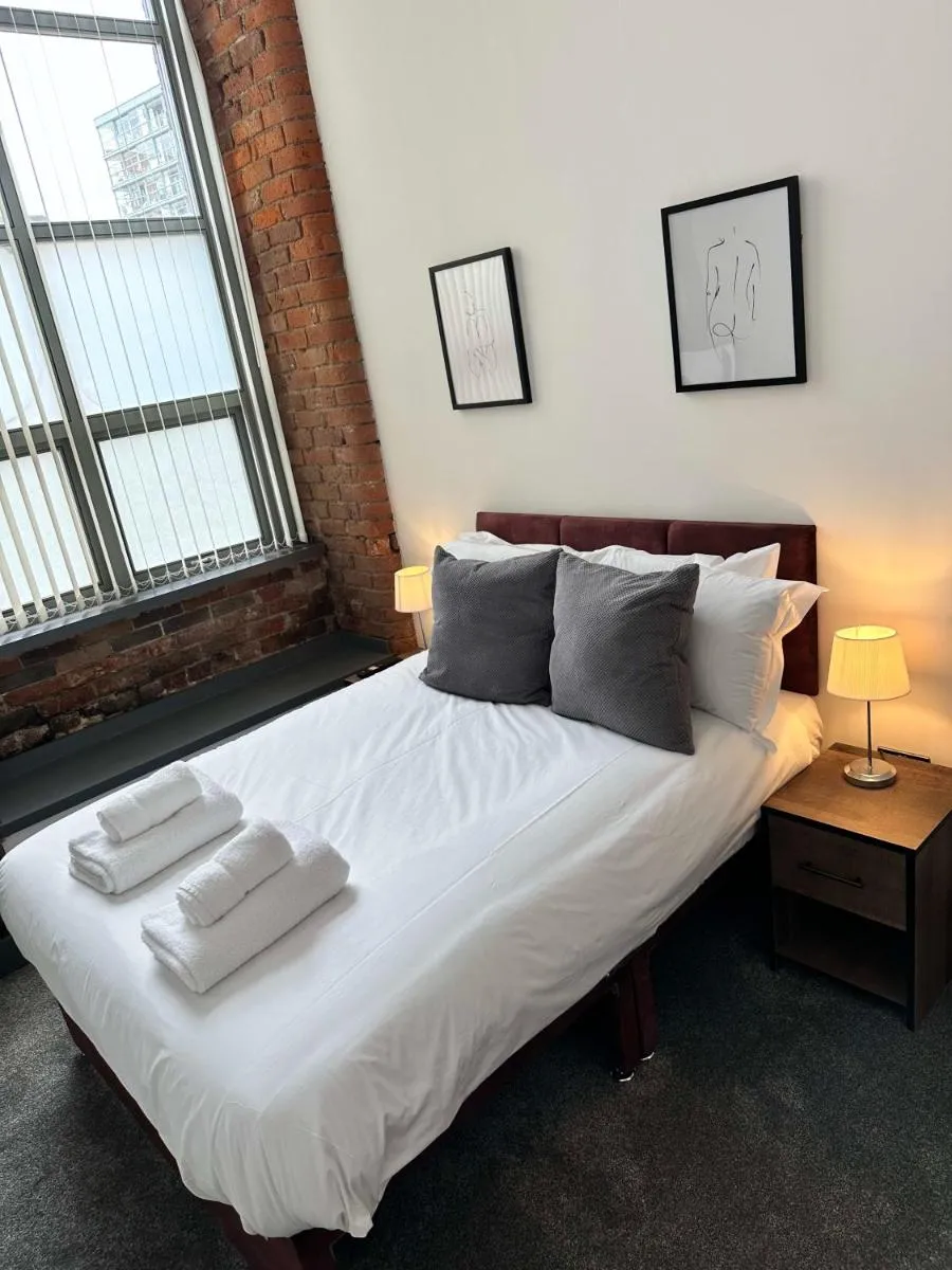 Image 5 of The Amethyst Suite