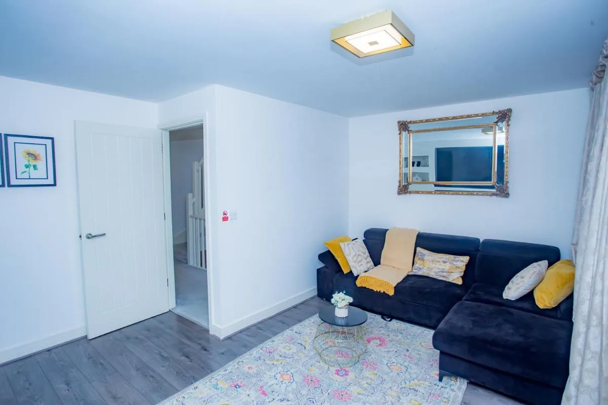 Image 6 of The Edge – Enjoy a luxury stay