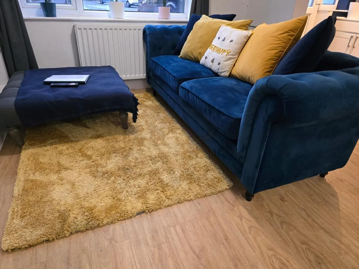 Image 2 of The Heart – Cosy 3 bedroom house with double driveway and Garden in Manchester