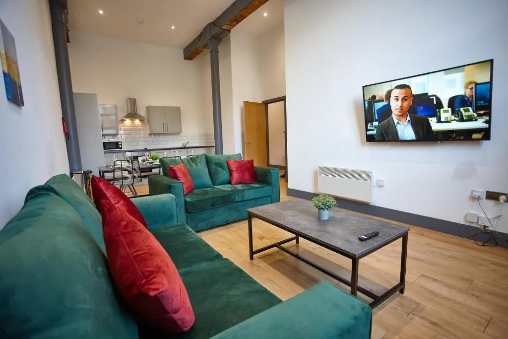 Image of The Larimar Suite