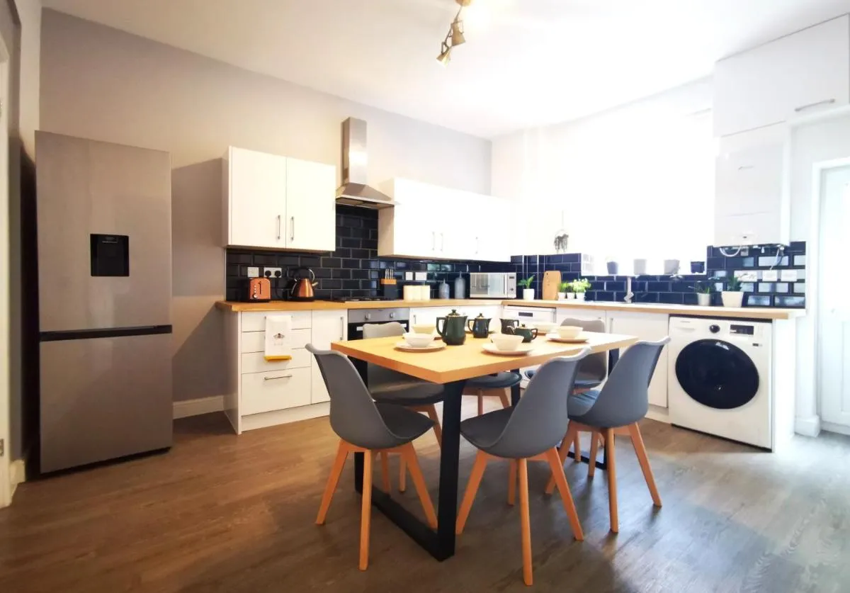 Image 5 of The Mellor – Holiday Home 15 Mins to Central Manchester With Free Parking