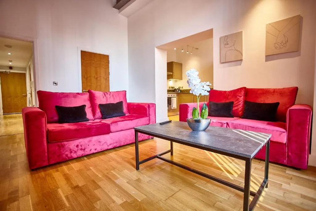 Image of The Morganite Suite