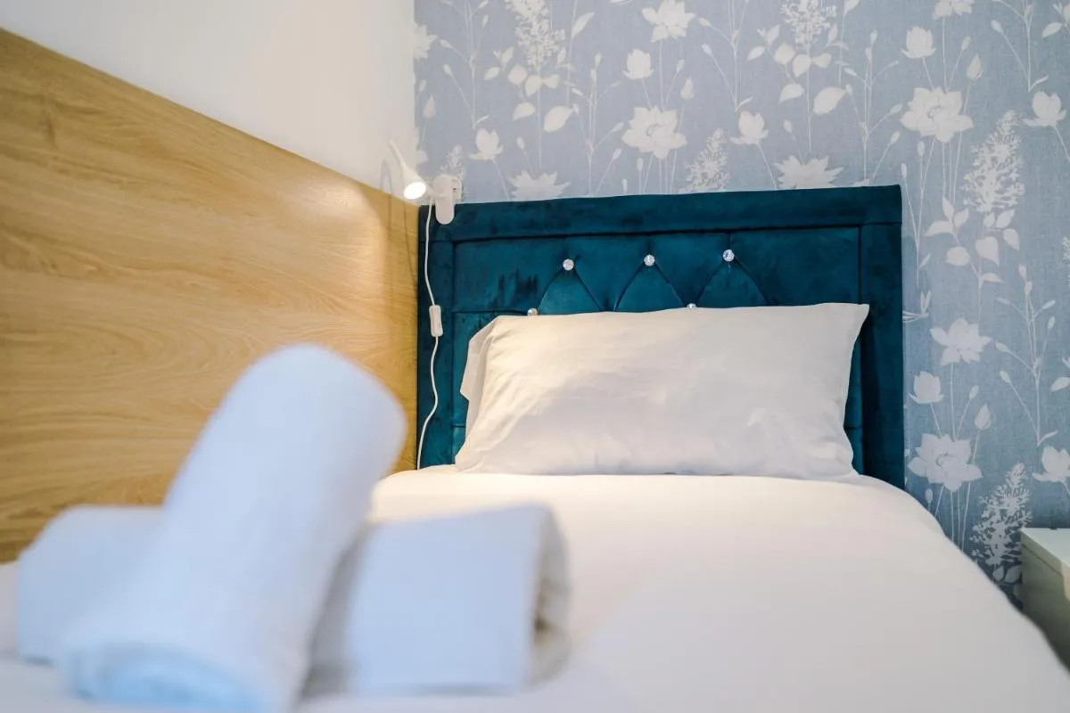 Image 6 of The Retreat near Salford Quays