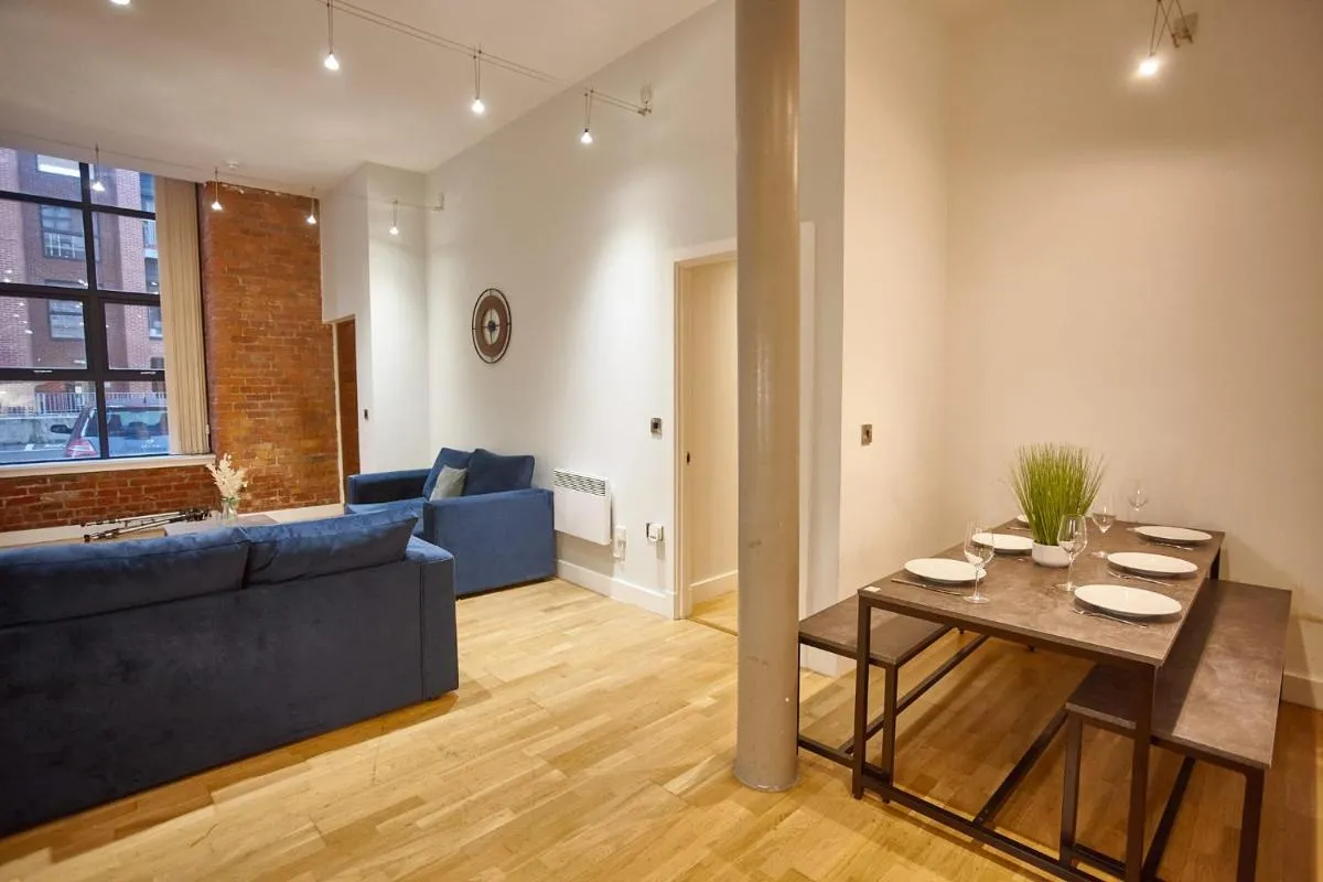 Image 2 of The Safire Suite