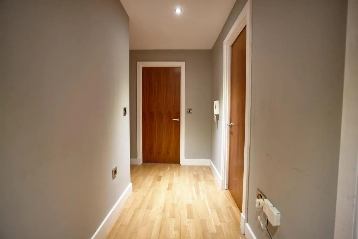 Image 6 of The Safire Suite