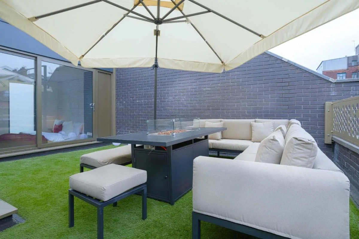 Image 1 of Townhouse East by CasaCity