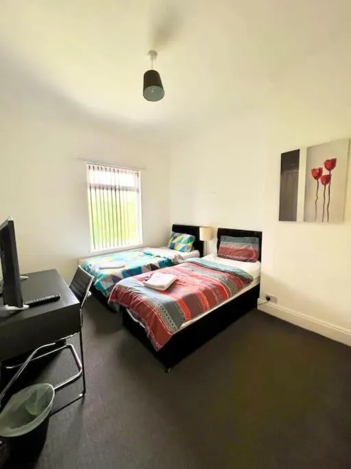 Image 5 of United View! Big House, Prime location, Transport