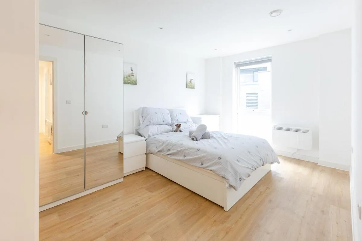 Image 5 of Warm 2 Bedroom Apartment 15 min Walk to Etihad Stadium and City Center