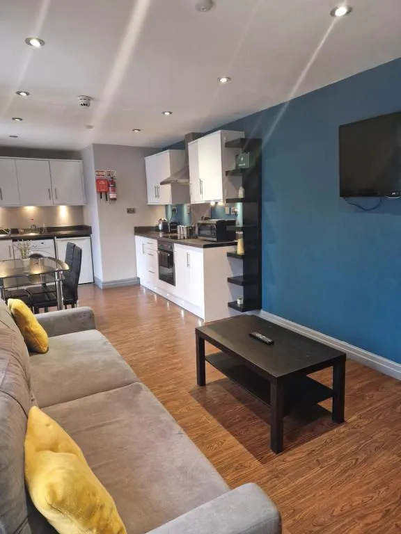 Image of Well located Northern Quarter Apartment sleeps Upto 8