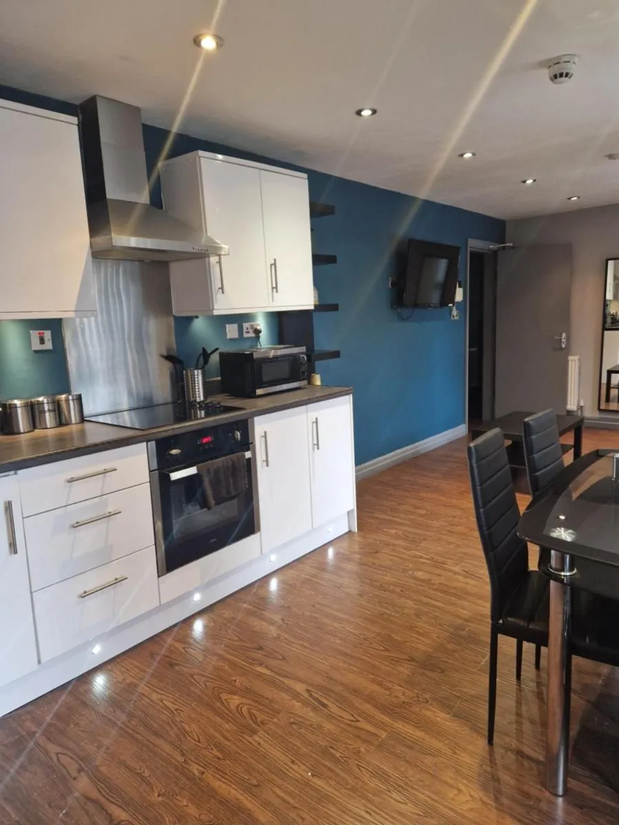 Image 2 of Well located Northern Quarter Apartment sleeps Upto 8